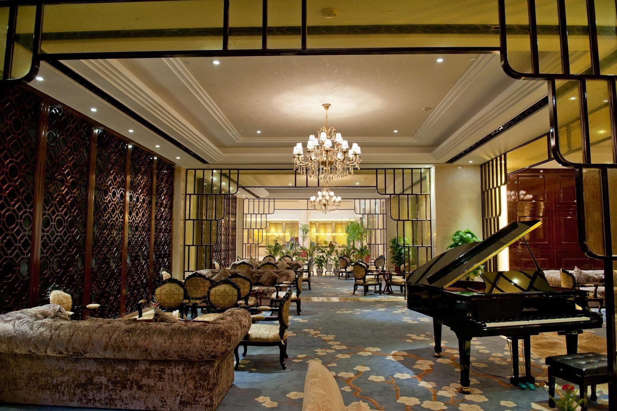 Landison Plaza Hotel Wuxi Wuxi  Bagian luar foto