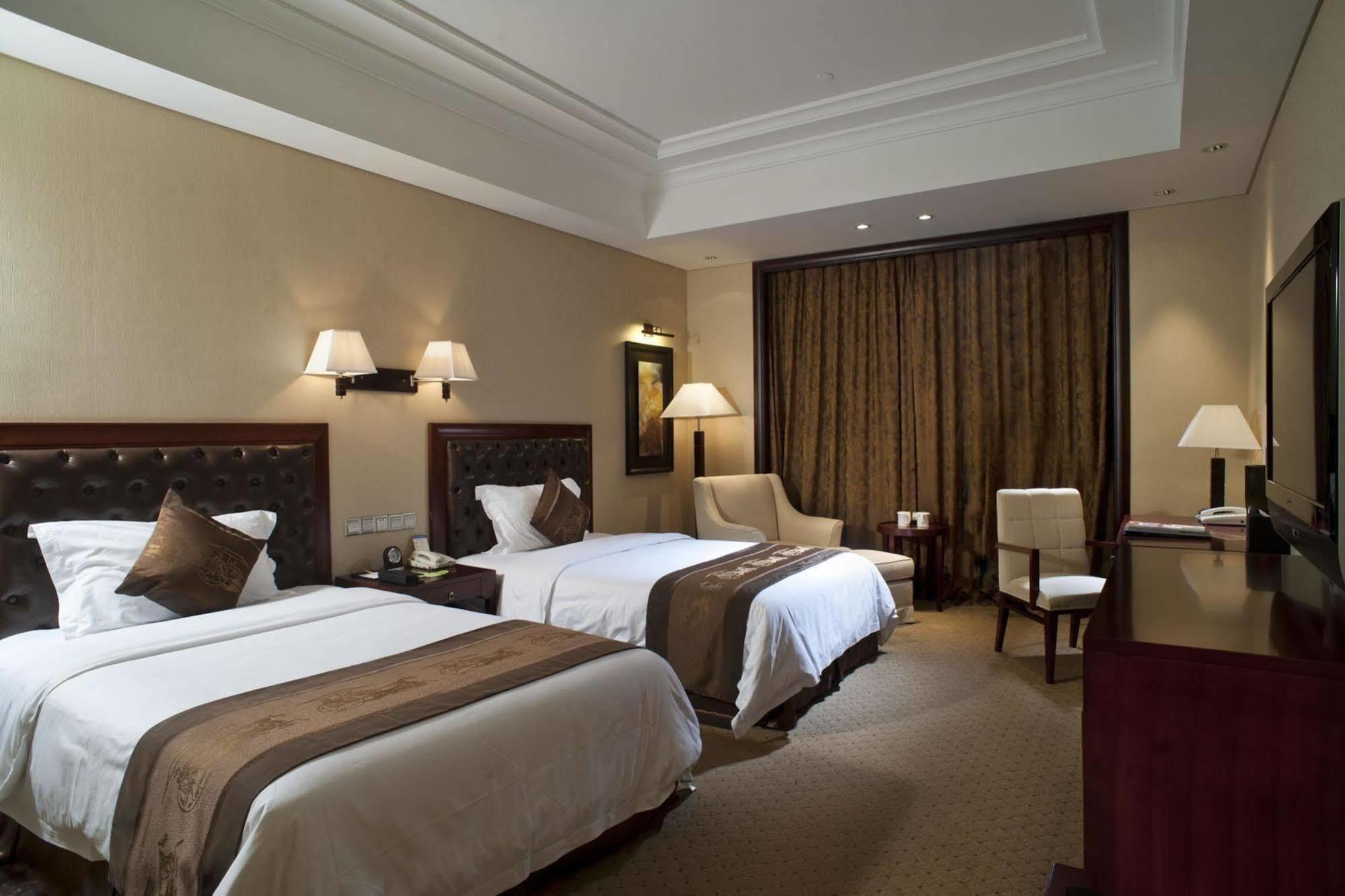 Landison Plaza Hotel Wuxi Wuxi  Bagian luar foto
