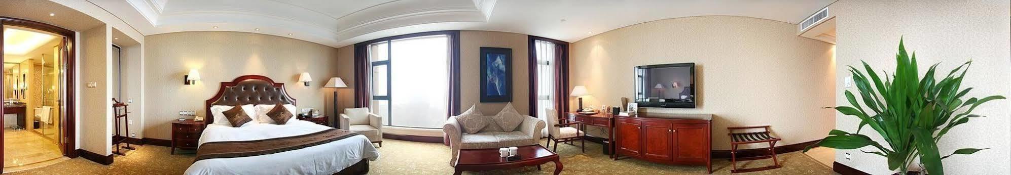 Landison Plaza Hotel Wuxi Wuxi  Bagian luar foto